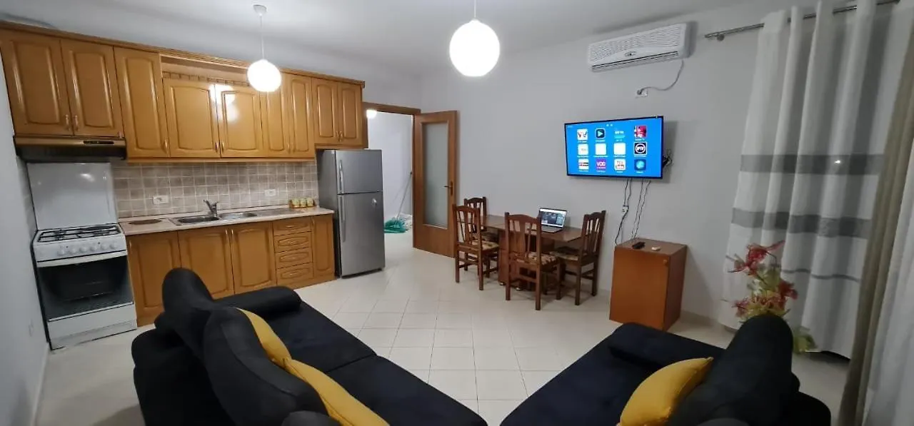 Miami Beach Apartments Golem Albánia